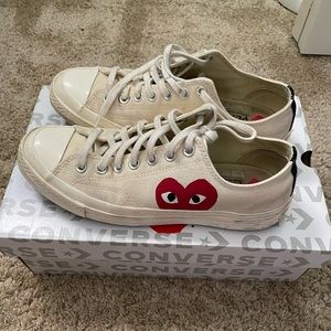 Cdg converse size 8.5 pre owned with box